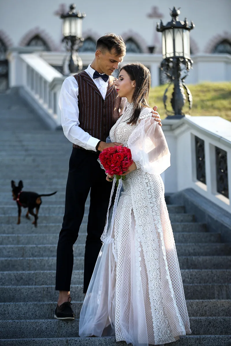 Mariage couple escalier — photographe Perpignan